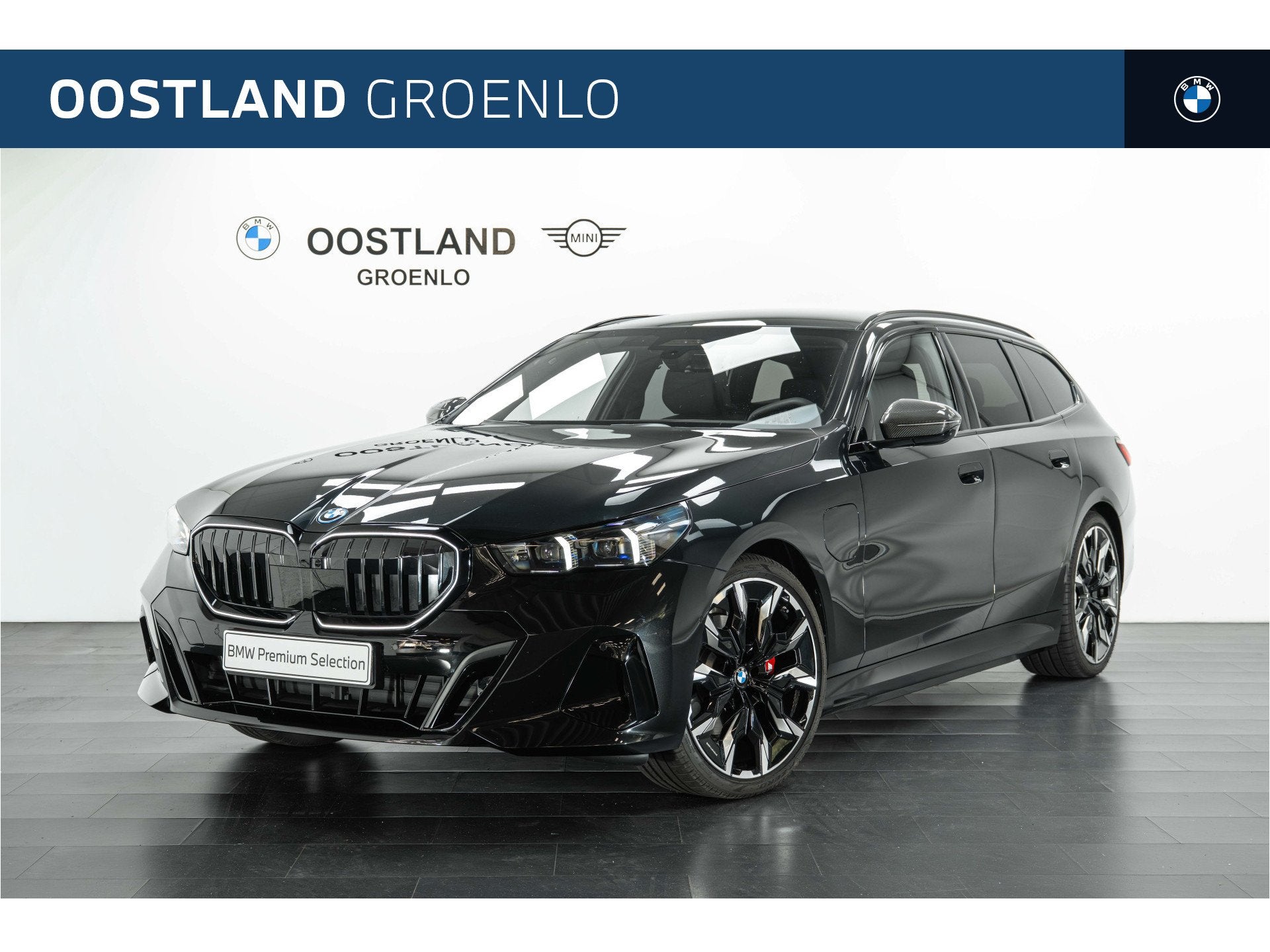 BMW 5 Serie Touring 530e M Sport Automaat / Panoramadak / Tr, Auto's, Automaat, Achterwielaandrijving, 4 cilinders, Met garantie (alle)