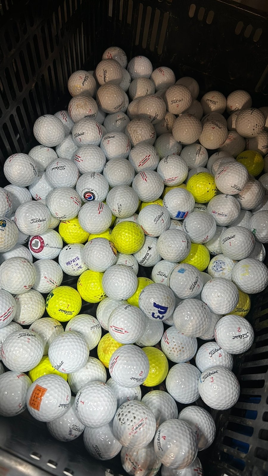 100 Stuks Titleist Trufeel Golfballen, Sport en Fitness, Bal(len), Info@premiumgolf.nl, Ophalen of Verzenden, Zo goed als nieuw