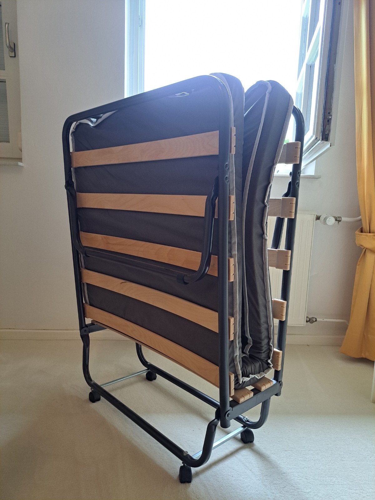 2 opklapbare, zgan, verrijdbare logeerbedden ca. 80x190, Ophalen, Eenpersoons, 190 cm of minder, Zo goed als nieuw