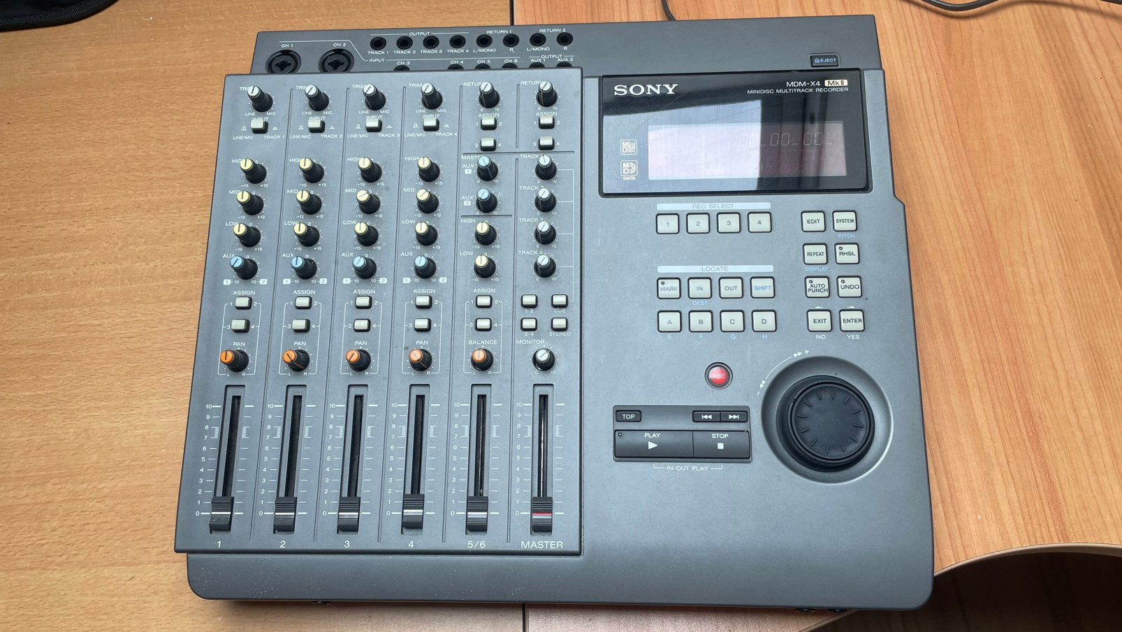 Sony MDM-X4 MKII Minidisc Multitrack Recorder, Ophalen of Verzenden, Gebruikt, Minder dan 5 kanalen, Microfooningang