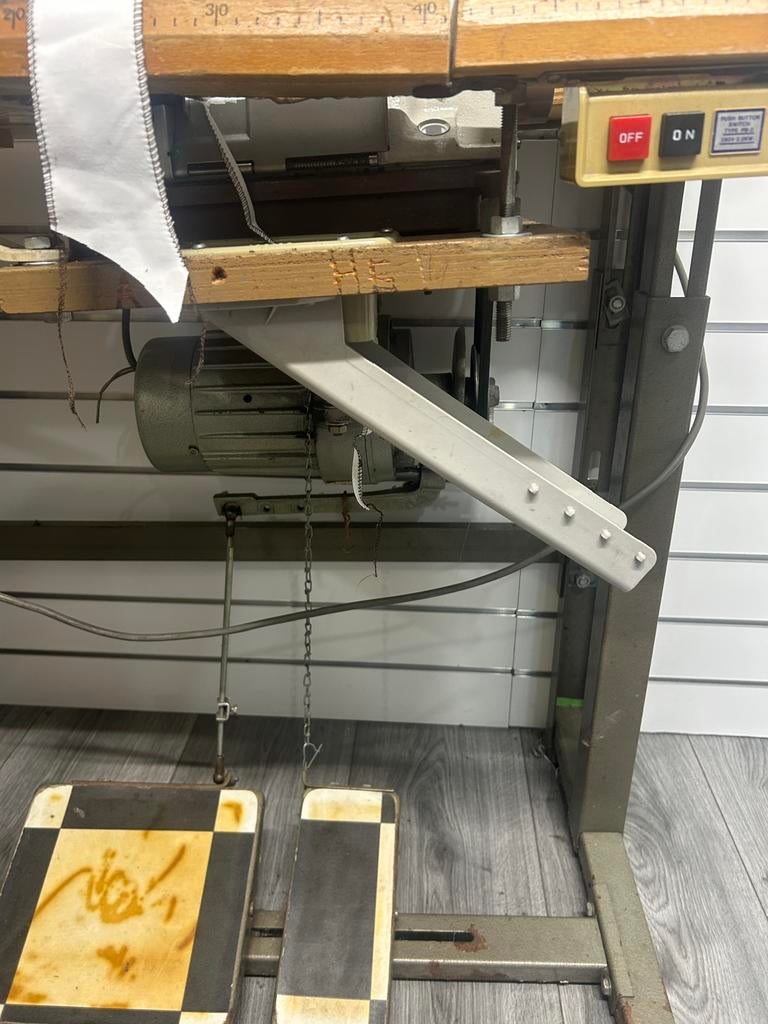 Industrie lockmachine, Ophalen of Verzenden, Zo goed als nieuw, Minder dan 2 meter