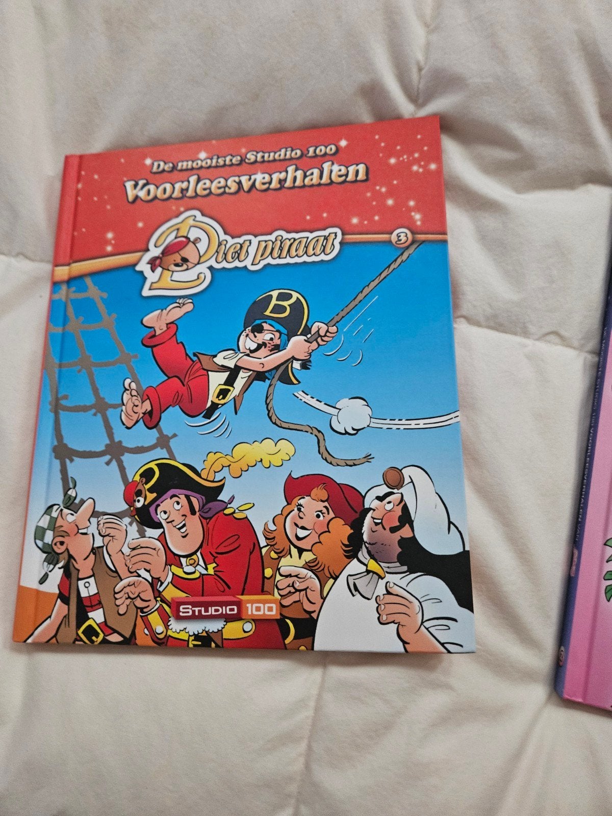 Piet Piraat boek van studio 100, Ophalen of Verzenden, Zo goed als nieuw, Non-fictie