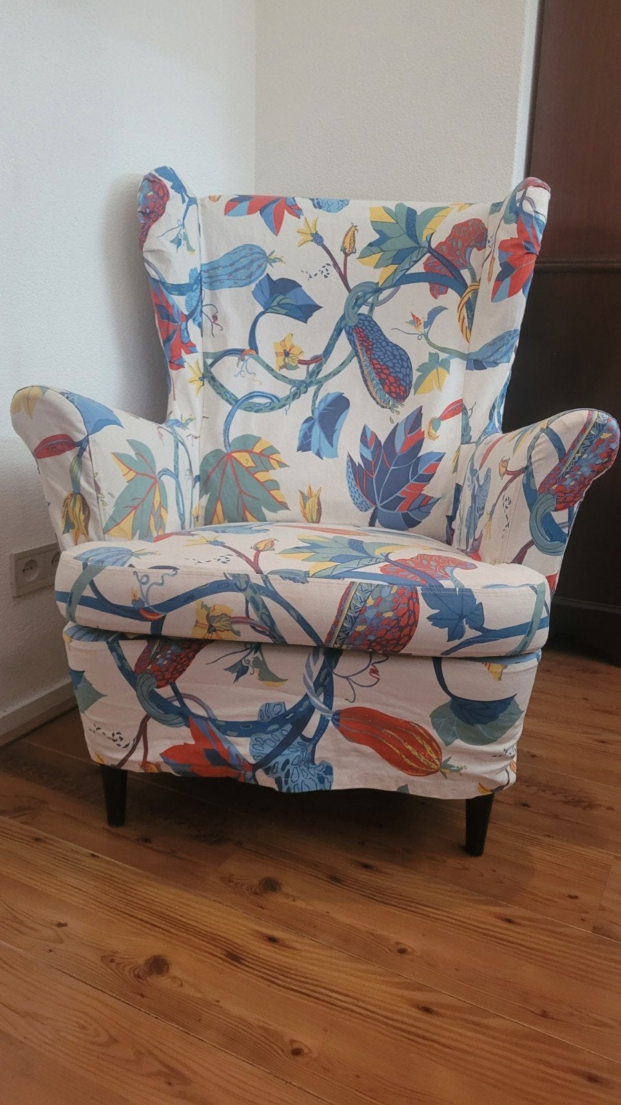 2x IKEA Strandmon stoel met nieuwe hoes, Huis en Inrichting, Fauteuils, Ophalen, Modern, Klassiek, Eclectisch, 75 tot 100 cm, Zo goed als nieuw