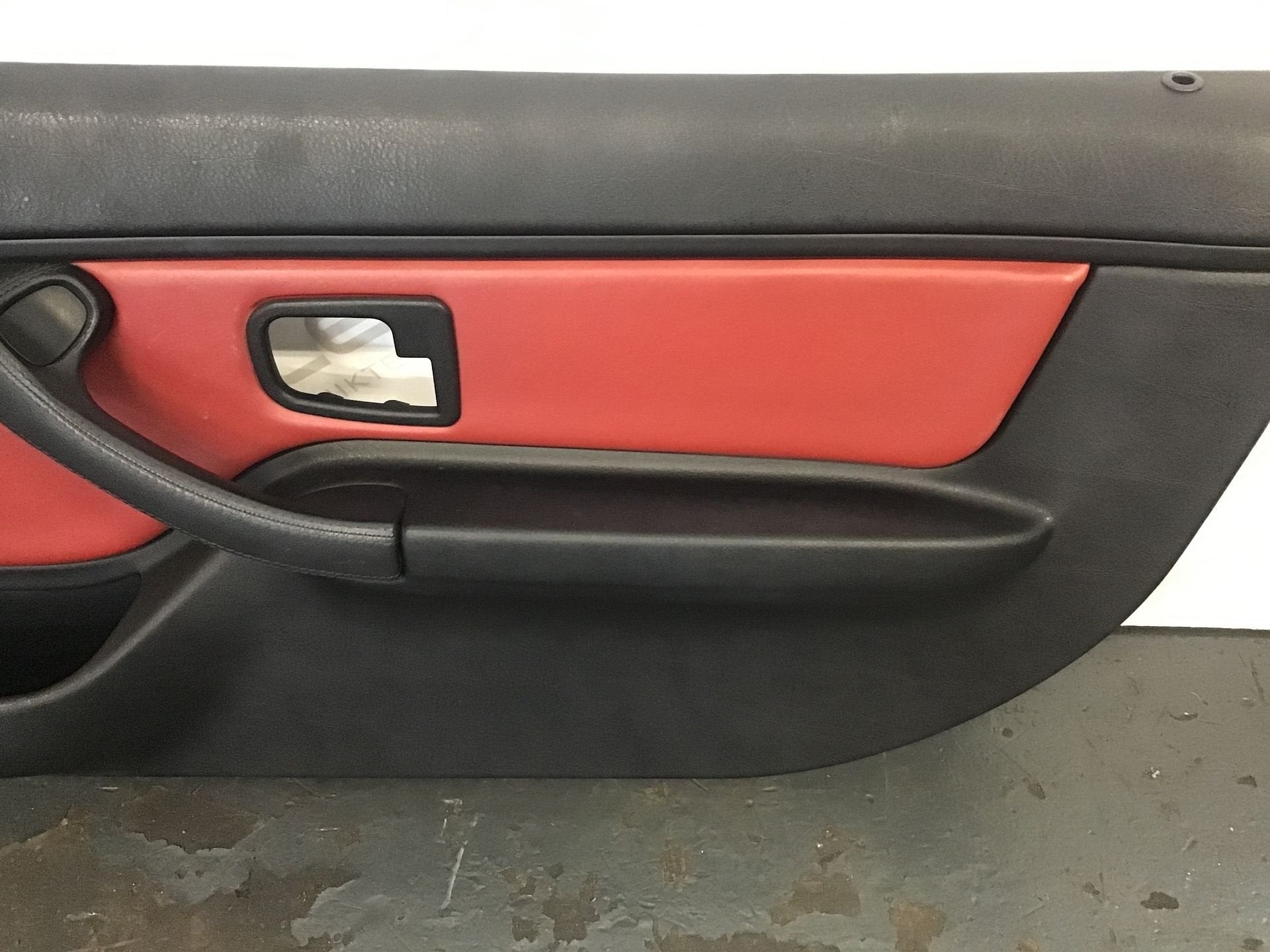Foto 11 van M stoelen + deurpanelen BMW Z3 M Roadster/Coupe