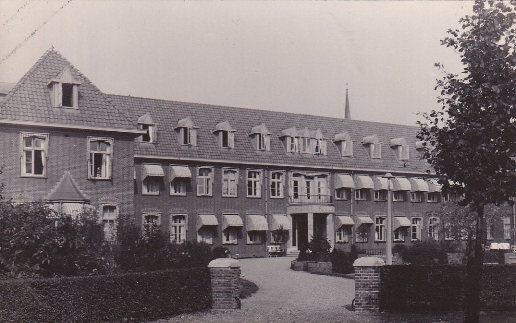768H fotokaart Warmond, Herenweg, Huize St. Liduina, Verzamelen, Ophalen of Verzenden, 1940 tot 1960, Ongelopen, Zuid-Holland