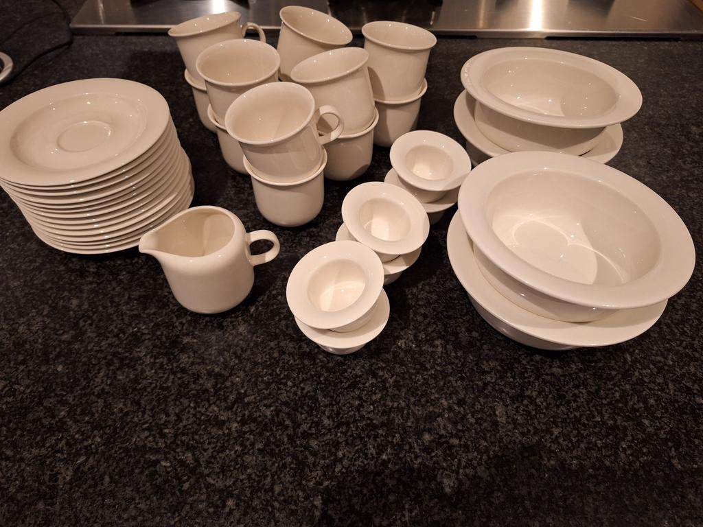 Wit Arabia Finland Arctica servies, Gebruikt, Keramiek, Ophalen of Verzenden, Effen
