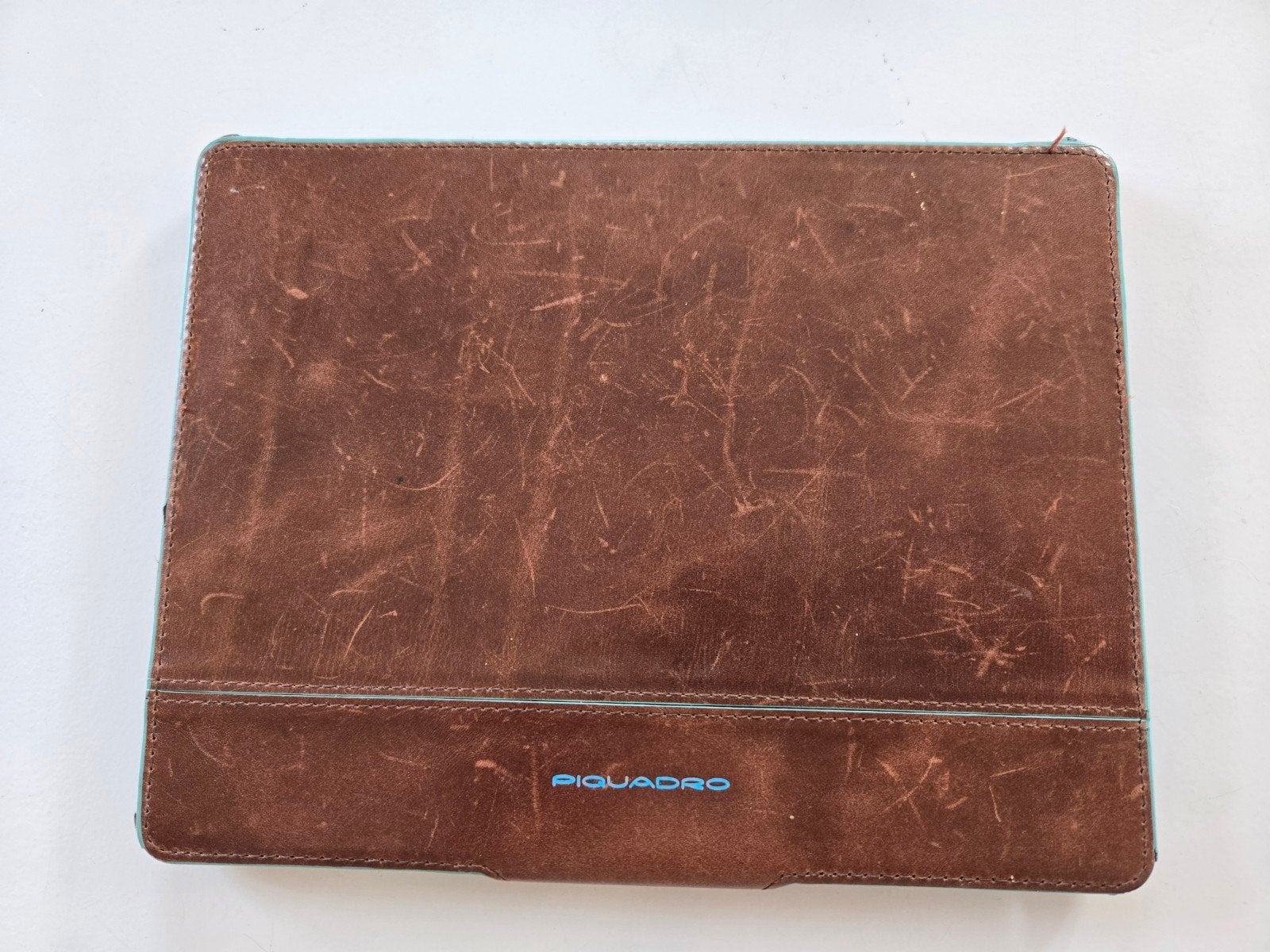 Piquadro Leren Tablet Hoes - Bruin (Gebruikt), Computers en Software, Tablet-hoezen, Gebruikt, Bescherming voor- en achterkant