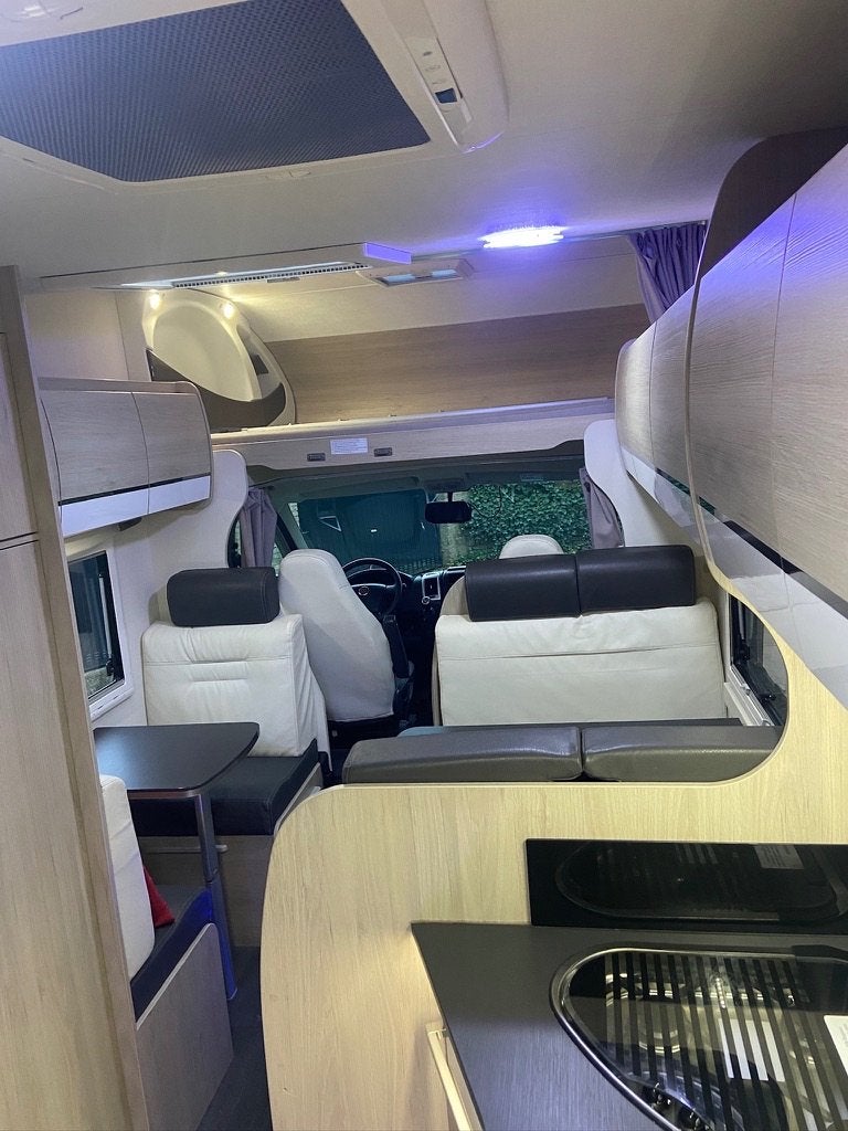 Foto 14 van Challenger C256 | 2019 | 7 zit/slaapplaats, 2x airco Offgrid
