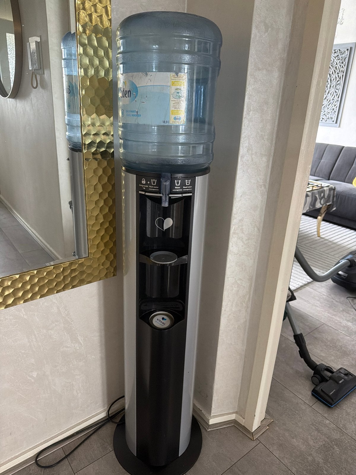 Defect Waterkoeler met fles - Eden/Viteau, Ophalen, Niet werkend, Waterkoeler