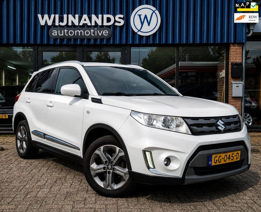 Suzuki Vitara 1.6 Comfort Trekhaak Multimedia Stoelvw Cruise, Auto's, Voorwielaandrijving, 40 €/maand, Euro 6, 4 cilinders