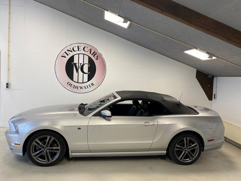 Ford MUSTANG 3.7L V6 Cabriolet, Auto's, Automaat, Euro 5, Gebruikt, Zwart