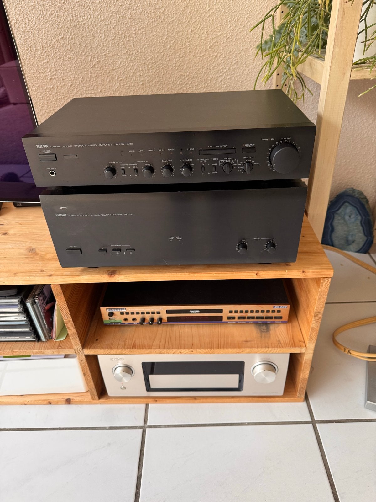 Yamaha CX-630 voorversterker en MX-830 eindversterker, Ophalen, Gebruikt, Yamaha, 120 watt of meer