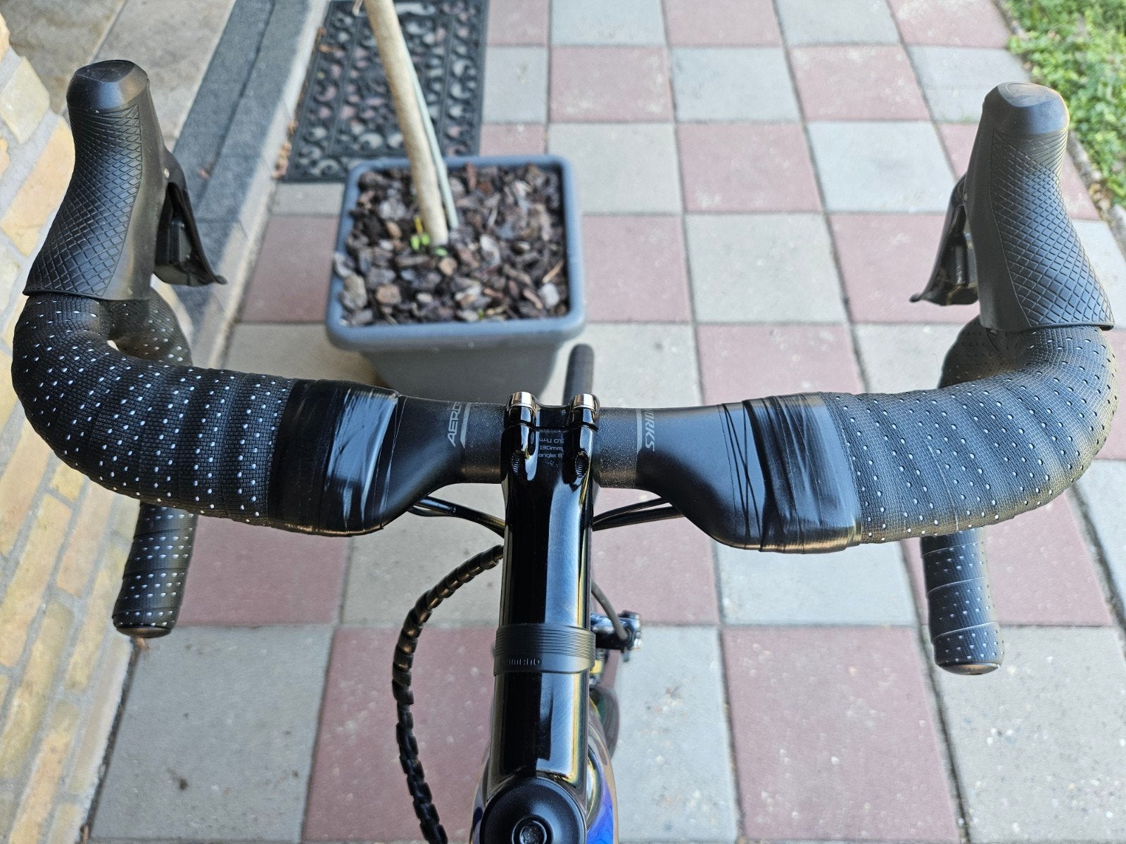 Foto 16 van Specialized S-Works Tarmac - Vincenzo Nibali Shark Edition!!