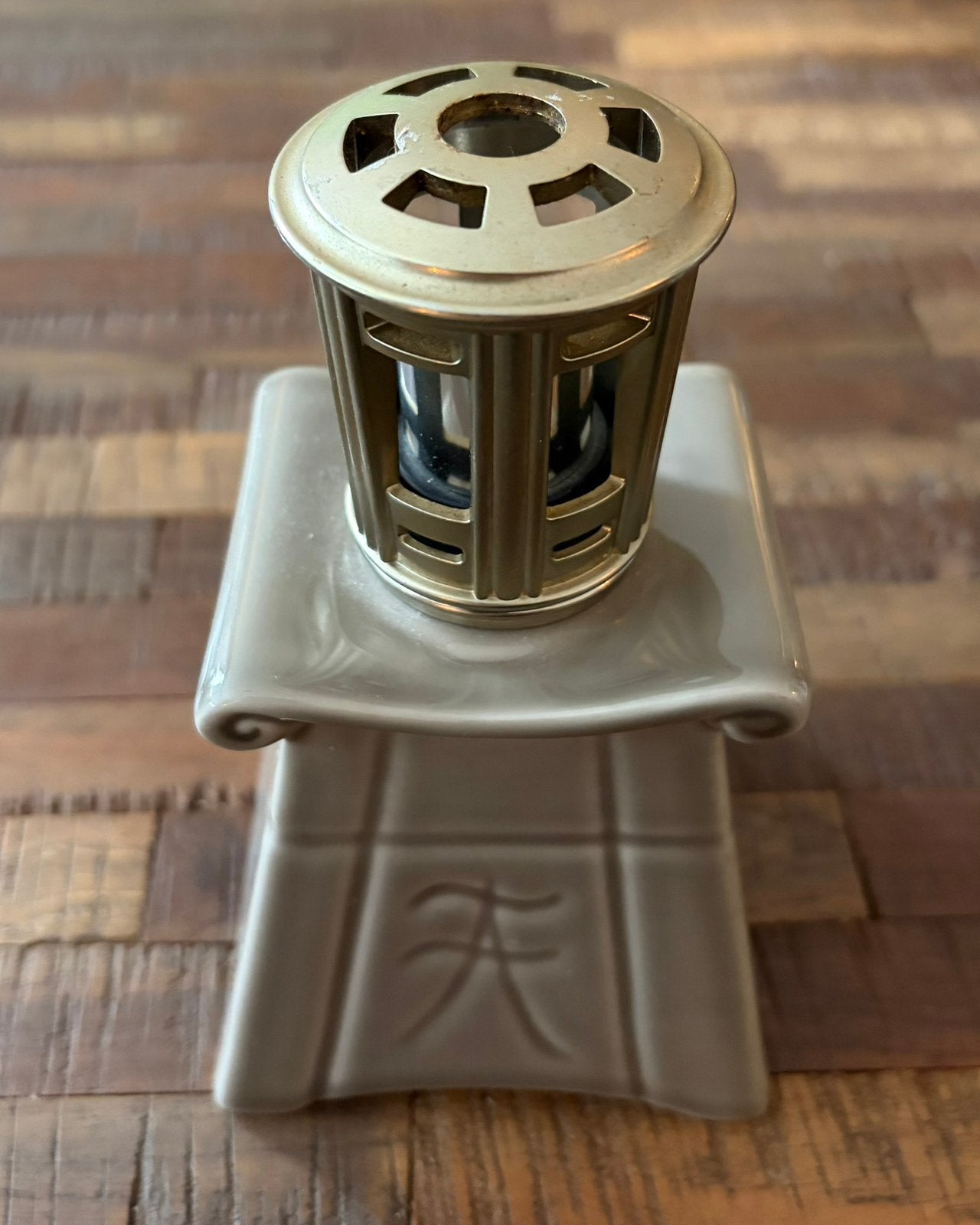 Lampe Berger keramiek geurbrander Japan stijl, Ophalen of Verzenden, Zo goed als nieuw