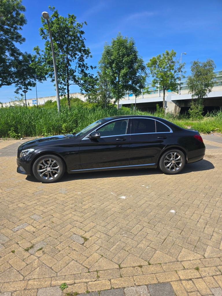 Mercedes-Benz C-Klasse C220 CDI 2.1 125KW Aut7 2015 Zwart, Auto's, Mercedes-Benz, Automaat, Achterwielaandrijving, 1800 kg, 4 cilinders
