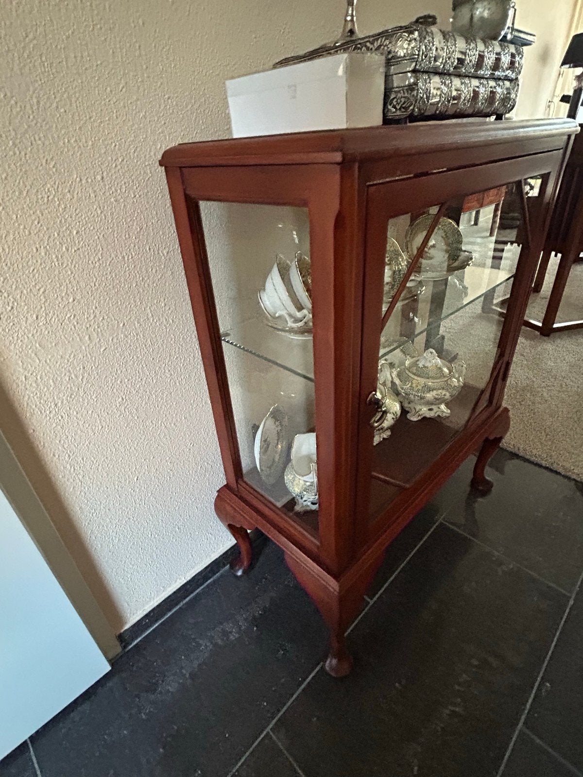 Mooi theekastje, leuk voor in de woonkamer, Ophalen, Gebruikt, 100 tot 150 cm, 50 tot 100 cm