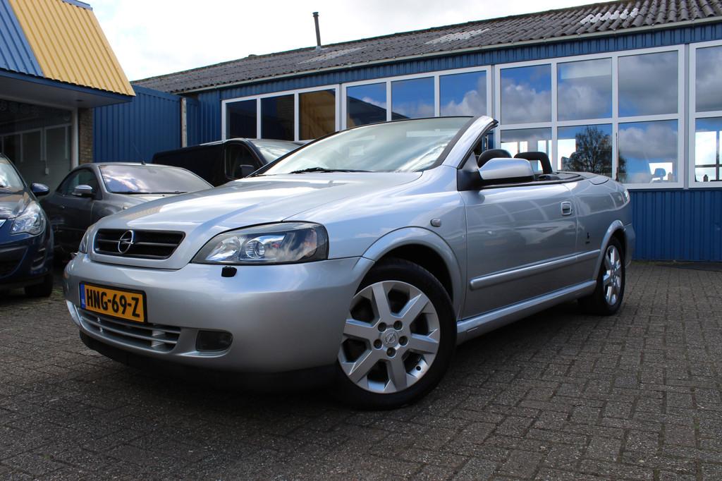 Opel Astra Cabriolet 2.2-16V "Bertone" Leder - Xenon - Cruis, Auto's, Opel, Voorwielaandrijving, Gebruikt, Zwart, 4 cilinders