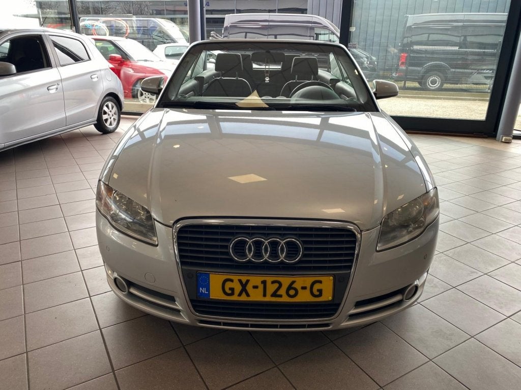 Audi A4 Cabriolet 1.8 Turbo Pro Line AUTOMAAT BJ 2006 !, Gebruikt, 4 cilinders, Cabriolet, 4 stoelen