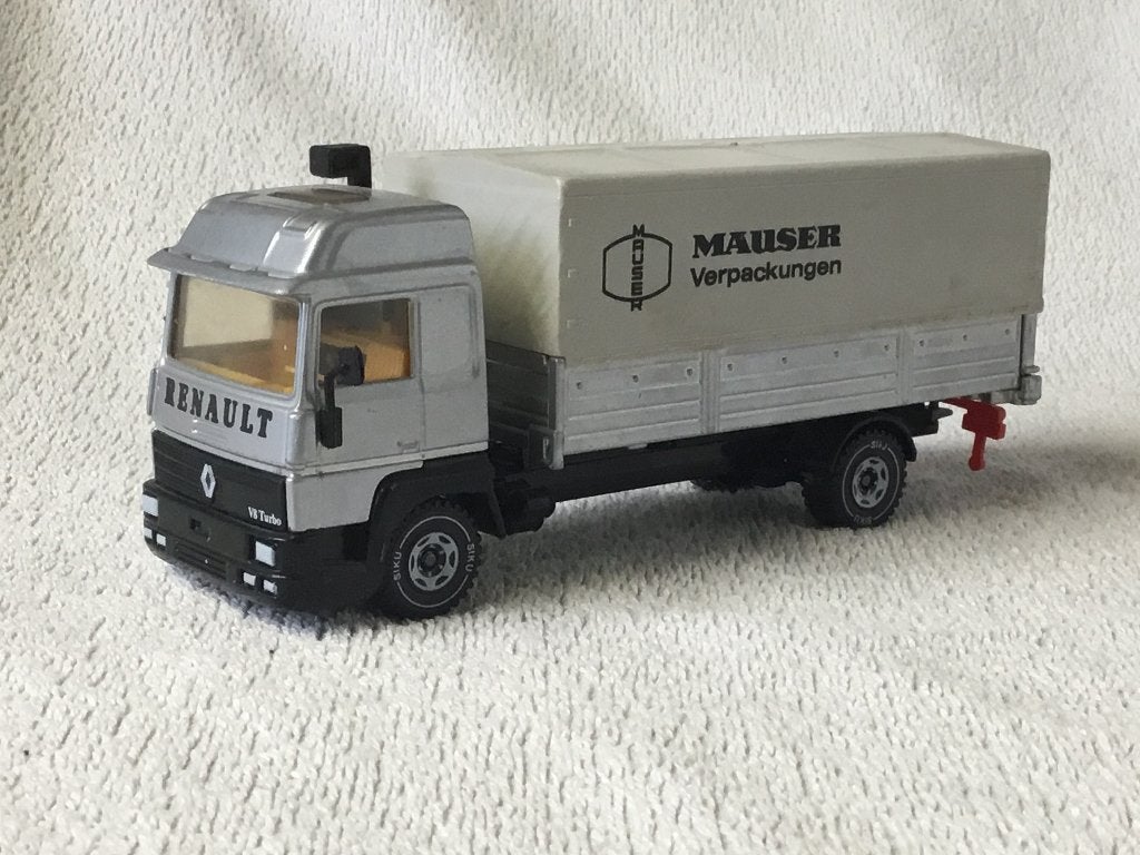 Renault vrachtwagen met huif bak., Hobby en Vrije tijd, Modelauto's | 1:50, Ophalen of Verzenden, Zo goed als nieuw, Bus of Vrachtwagen