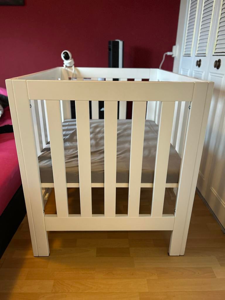 Bopita box inclusief matras en 1 hoes, Kinderen en Baby's, Boxen, Ophalen, Gebruikt, Rechthoekig, In hoogte verstelbaar
