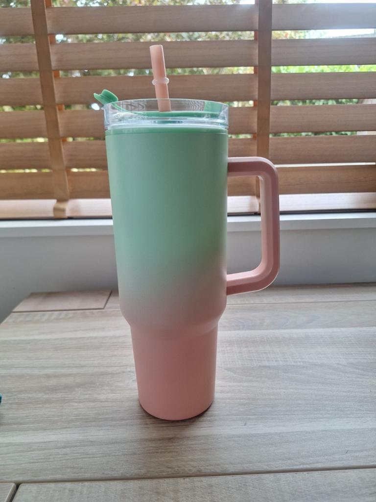 Waterfles met rietje en handvat (inhoud 1,2 liter), Ophalen of Verzenden, Zo goed als nieuw