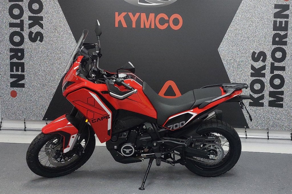 X-Cape 700 – Spoke Wheels Red met maar 316km op de teller, Motoren, Nieuw, Motorrijbewijs A, Bedrijf, ABS