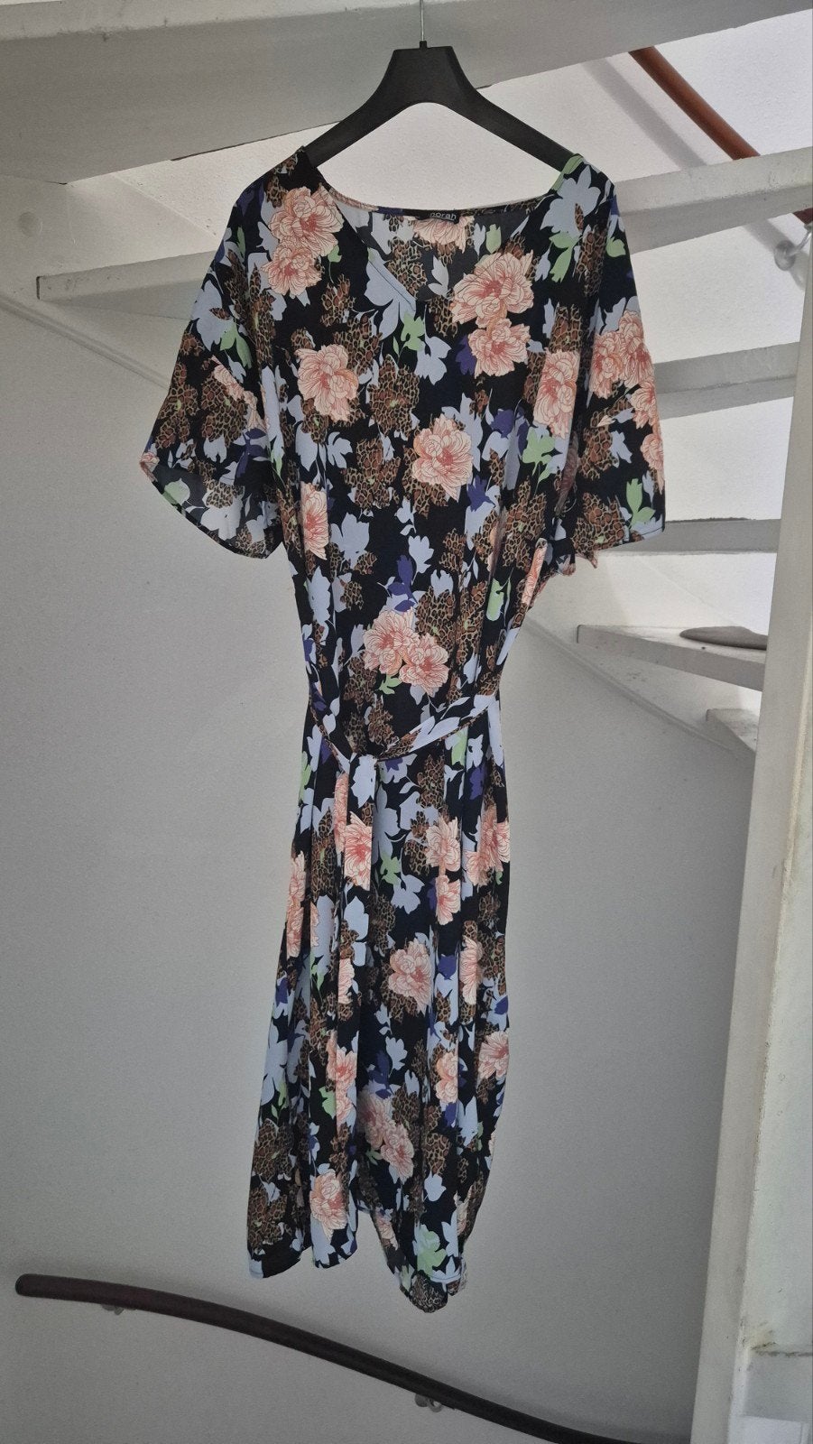 Norah jurk met bloemen- en dierenprint, maat 42, Meerkleurig, Maat 42/44 (L), Ophalen of Verzenden, Zo goed als nieuw