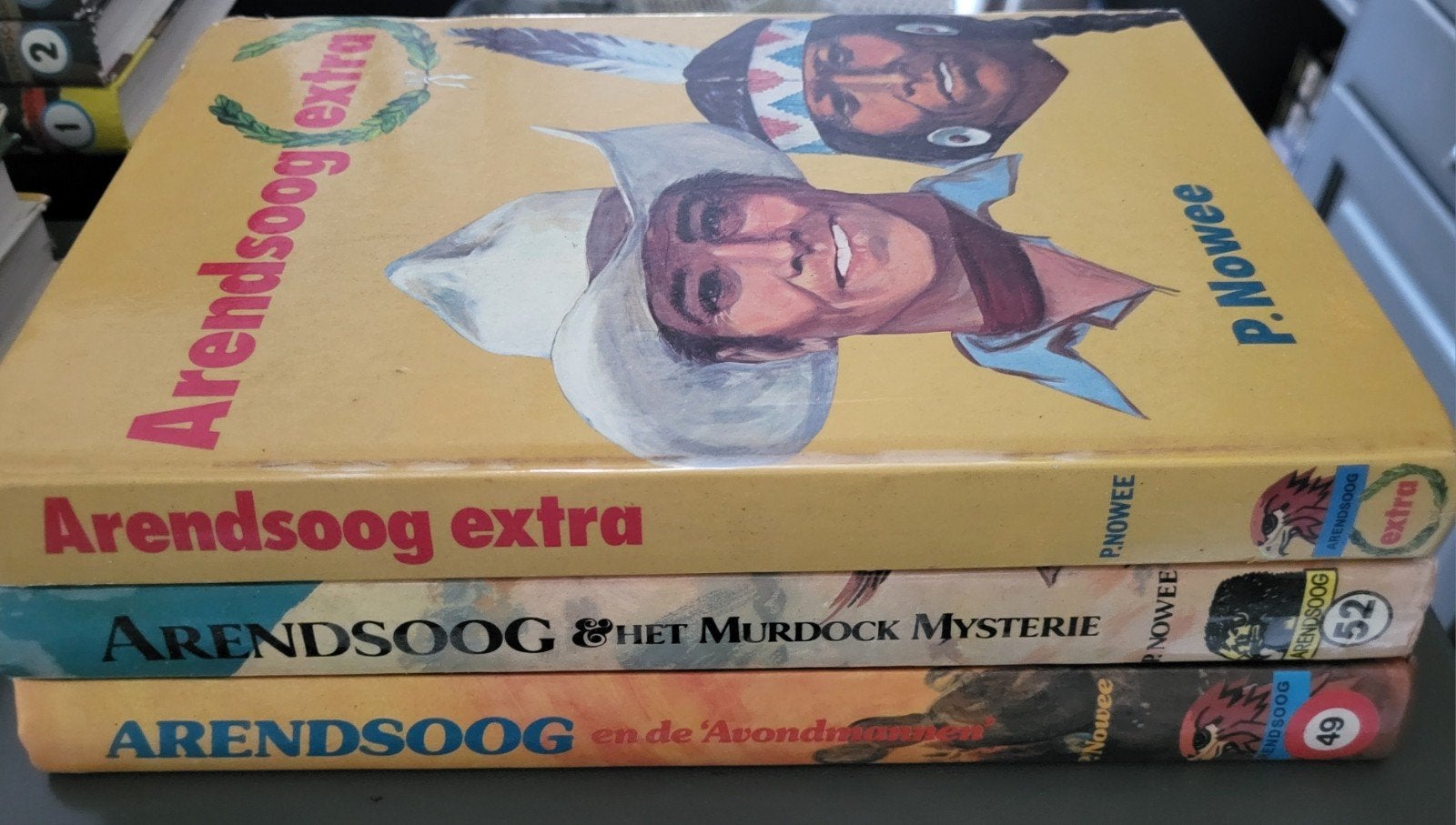 Arendsoog boeken, deel 49, 52 en 'extra' - allen 1e druk, Boeken, Ophalen of Verzenden, Gelezen, P. Nowee, Fictie algemeen