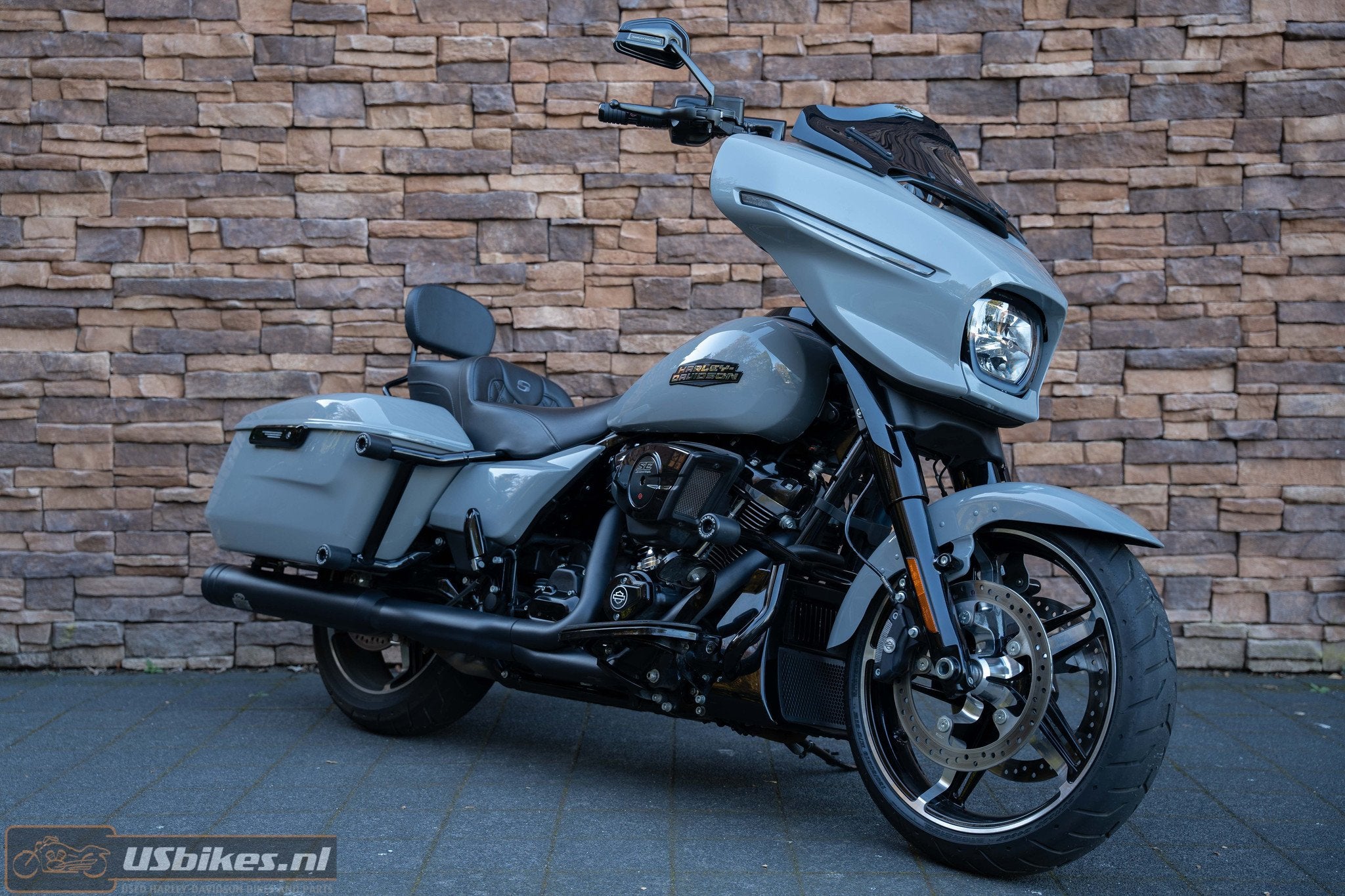 Harley-Davidson FLHX Street Glide 117 M8 Jekill Hyde, Info@harley-davidson.com, 1917 cc, Harley--Davidson, Handgeschakeld
