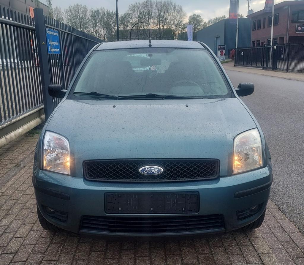 Ford Fusion 1.4 benzine met airco en nieuwe APK., Ophalen, Nieuw, Ford