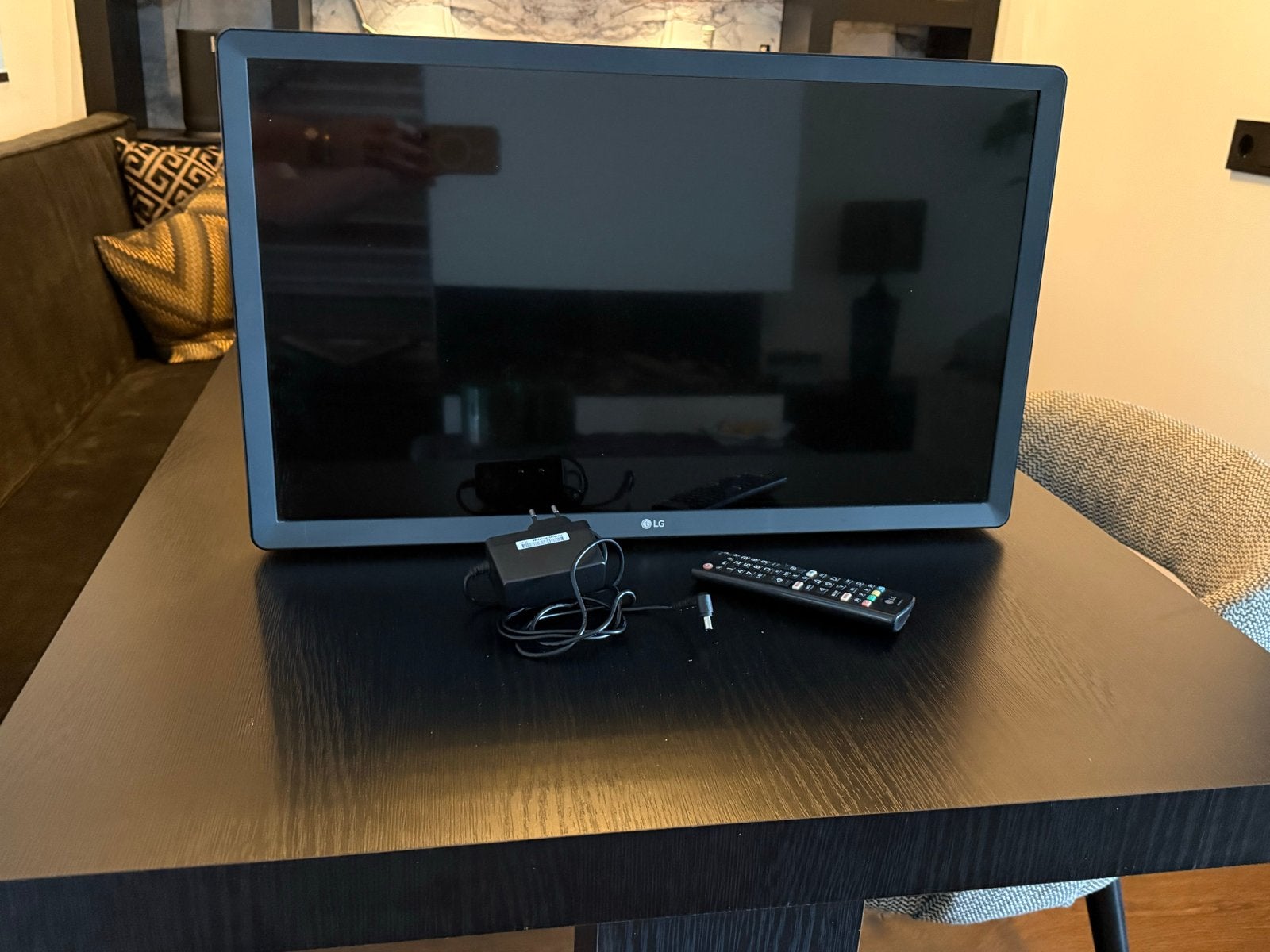 LG 28TN515S-PZ 28 inch HD Ready Smart TV, Ophalen, LED, 50 Hz, HD Ready (720p)