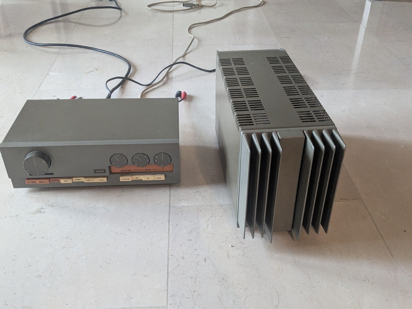 QUAD 33-303 Versterker en Voorversterker met Handleiding, Audio, Tv en Foto, Versterkers en Receivers, Gebruikt, 60 tot 120 watt