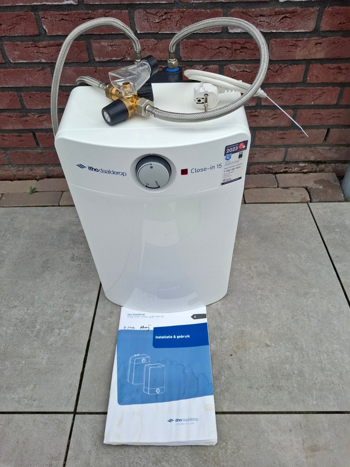 Itho Daalderop Close-in 15L Boiler + Nieuwe Inlaatcombinatie, Minder dan 20 liter, Boiler, Ophalen of Verzenden, Minder dan 3 jaar oud