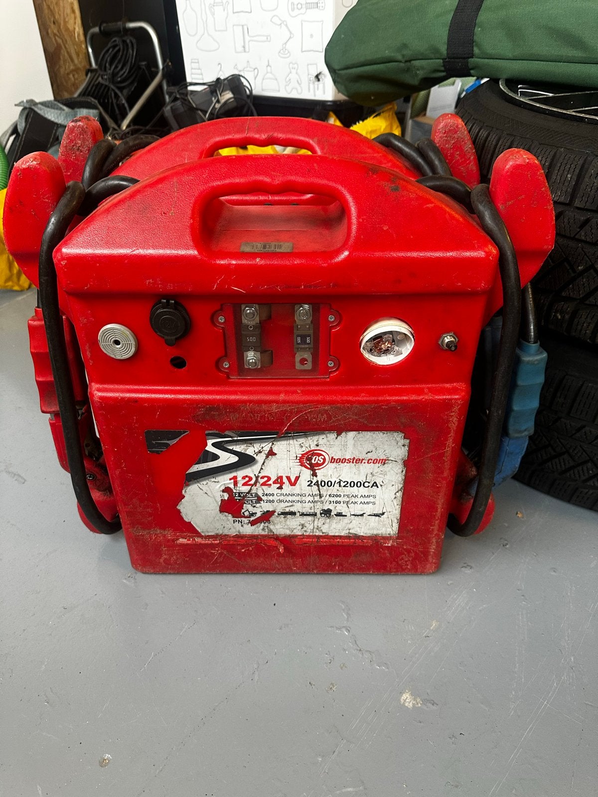 Professionele Accu Booster 12/24V - Startklaar in seconden, Gebruikt, Check, Check, Check