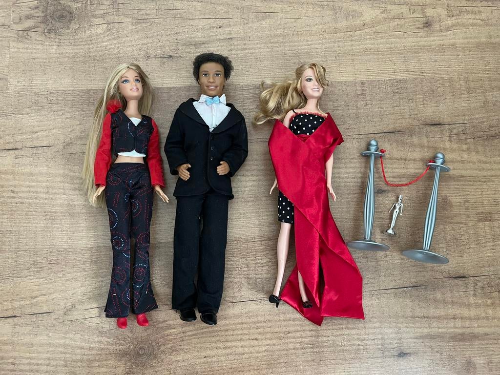 Barbie en Ken Rode Loper Editie met Accessoires, Kinderen en Baby's, Speelgoed | Poppen, Gebruikt, Barbie, Ophalen of Verzenden