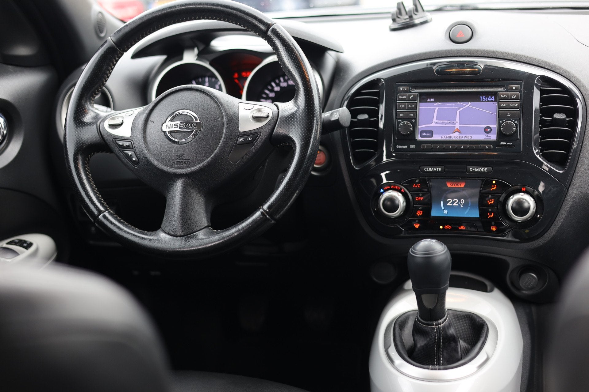 Nissan Juke 1.6 MINISTRT OF SOUND | LEDER | NAVI | CAMERA, Auto's, Euro 5, 4 cilinders, Stoelverwarming, Zwart