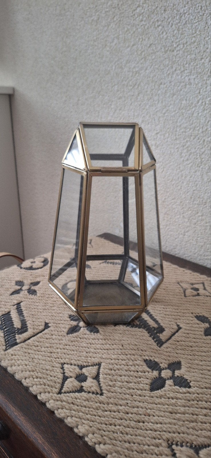 Glas box, Ophalen, Gebruikt