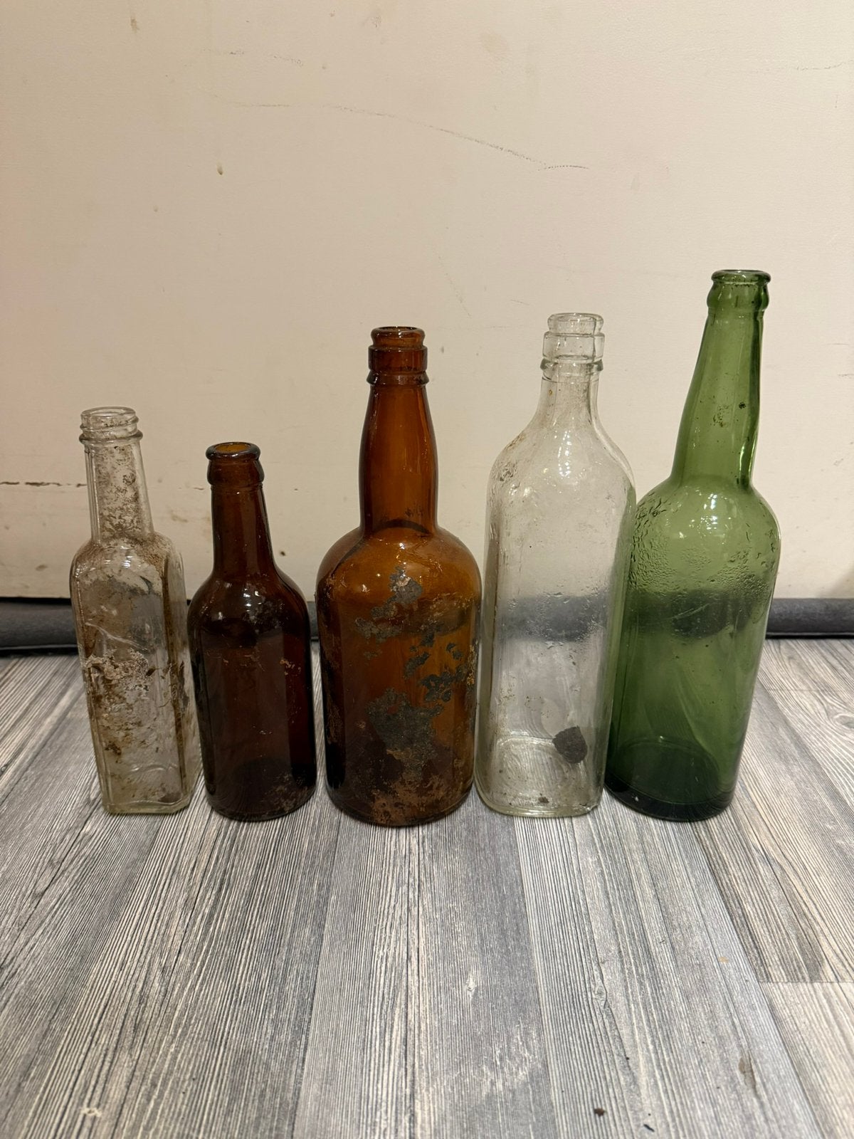 Lot Bodemvondst Brits/Canadese Flessen ww2, Verzamelen, Ophalen of Verzenden, Landmacht, Engeland, Hulzen of Bodemvondsten
