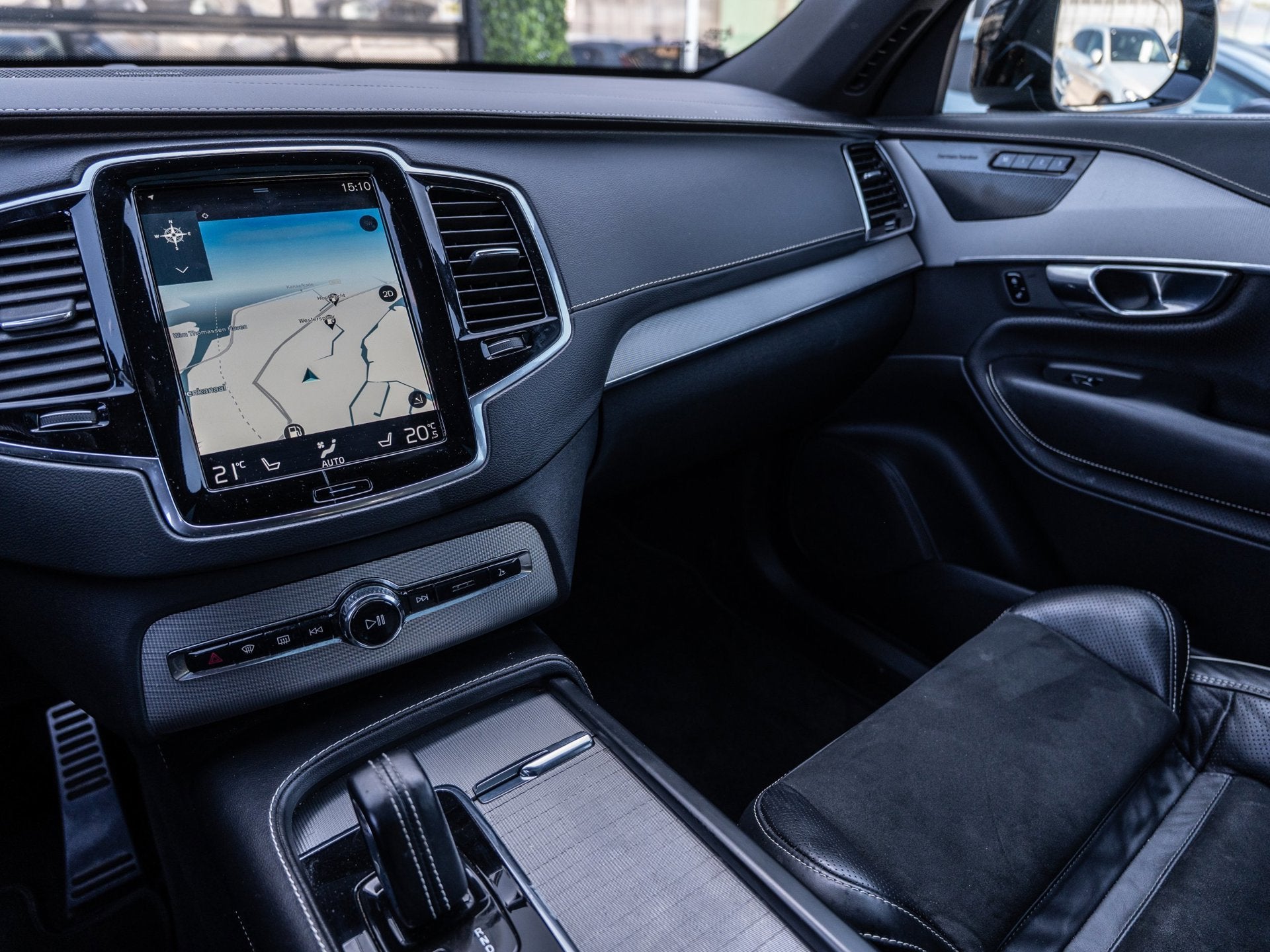 Volvo XC90 2.0 B5 AWD R-Design | Pano | Head-Up | H/K Sound, Auto's, Dealer onderhouden, Gebruikt, 4 cilinders, 255 €/maand