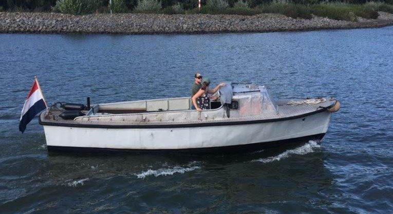 Aluminium motorsloep 7.6m ( legerboot  - marinesloep), Ophalen, Gebruikt, Binnenboordmotor, 6 meter of meer
