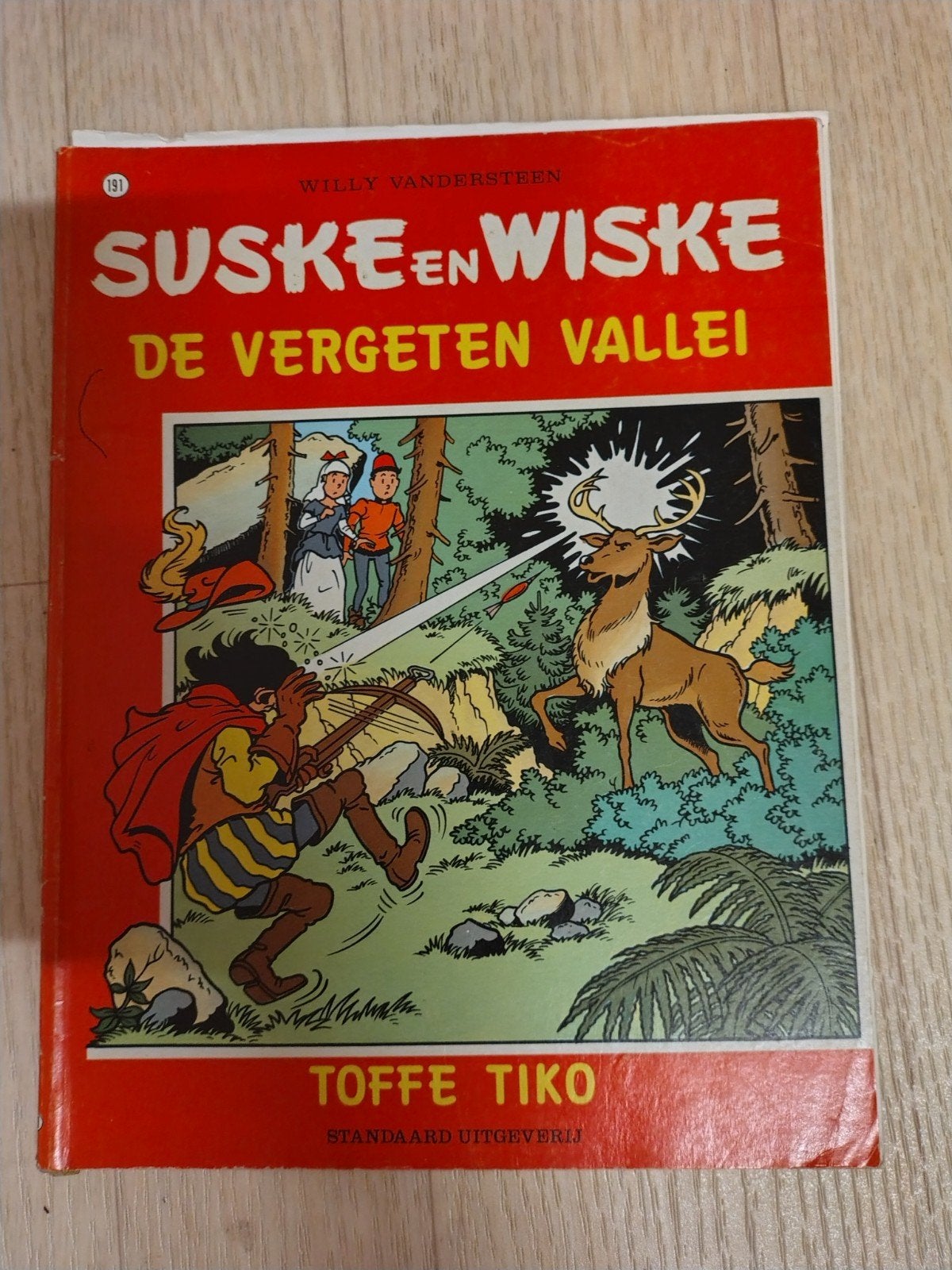 Suske en Wiske - De Vergeten Vallei (nr. 191), Eén stripboek, Ophalen of Verzenden, Gelezen, Willy Vandersteen