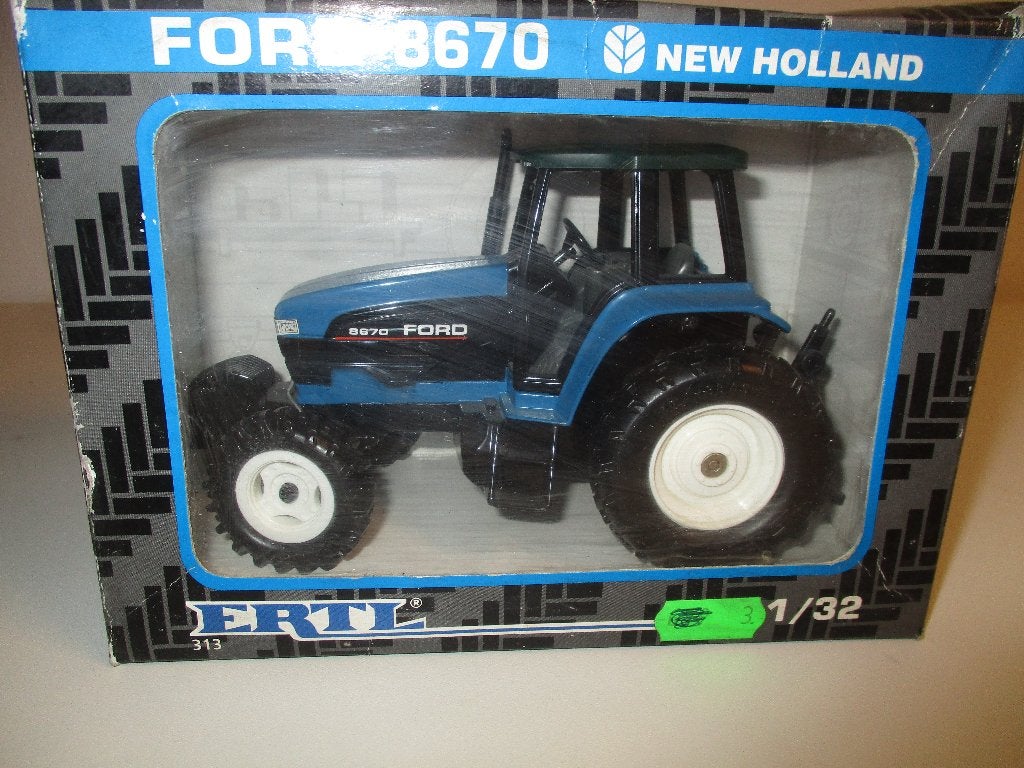 ERTL Ford 8670, Ophalen of Verzenden, Zo goed als nieuw, Tractor of Landbouw, ERTL