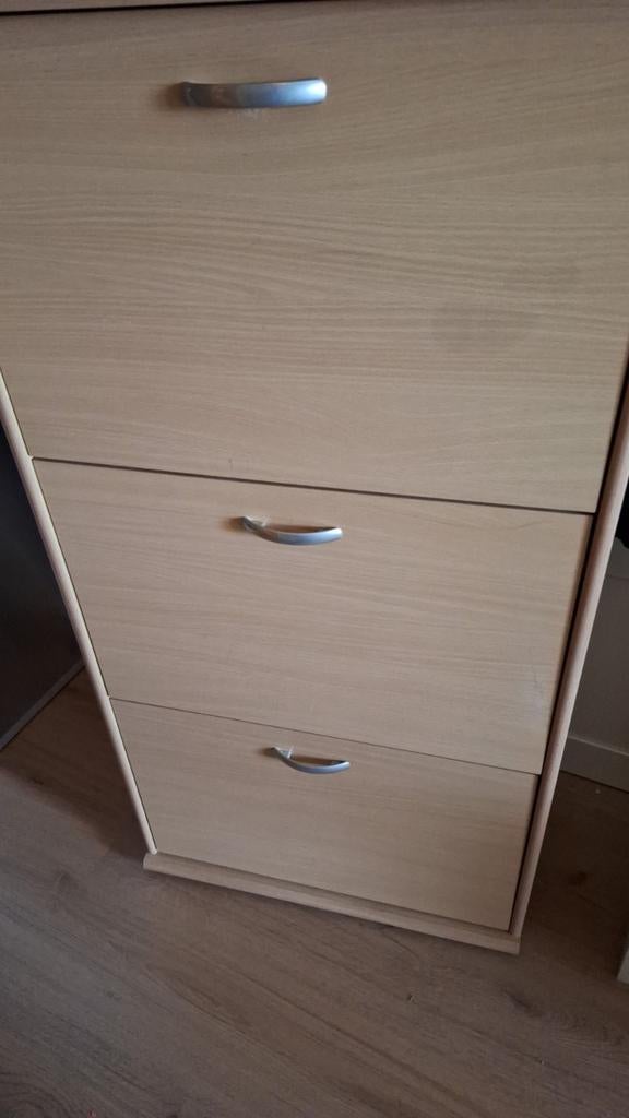 Schoenenkast in prima staat, Ophalen, Gebruikt, Modern