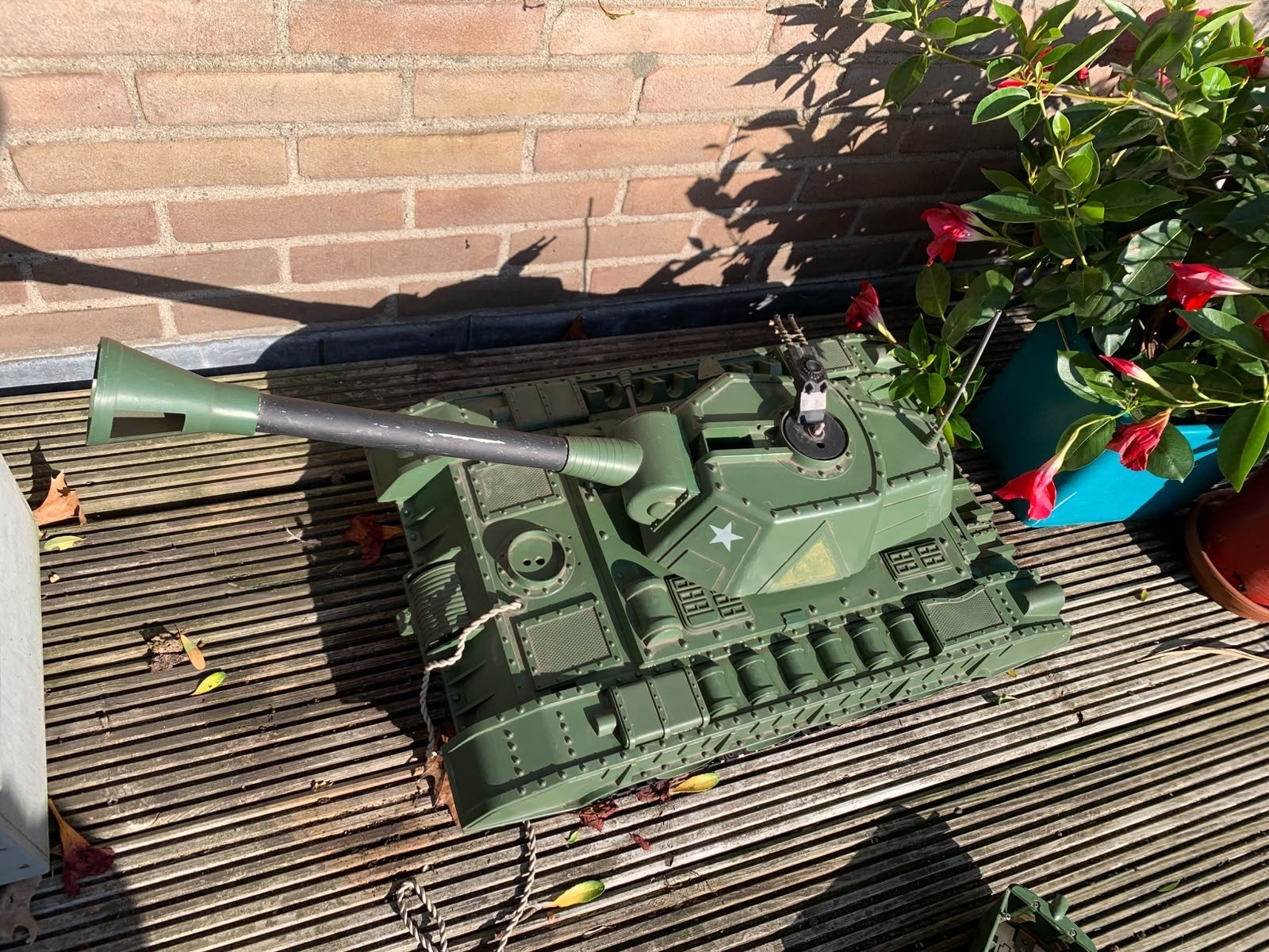 Grote, werkende  kunststof tank. uit 1961, Tuin en Terras, Ophalen of Verzenden, Gebruikt
