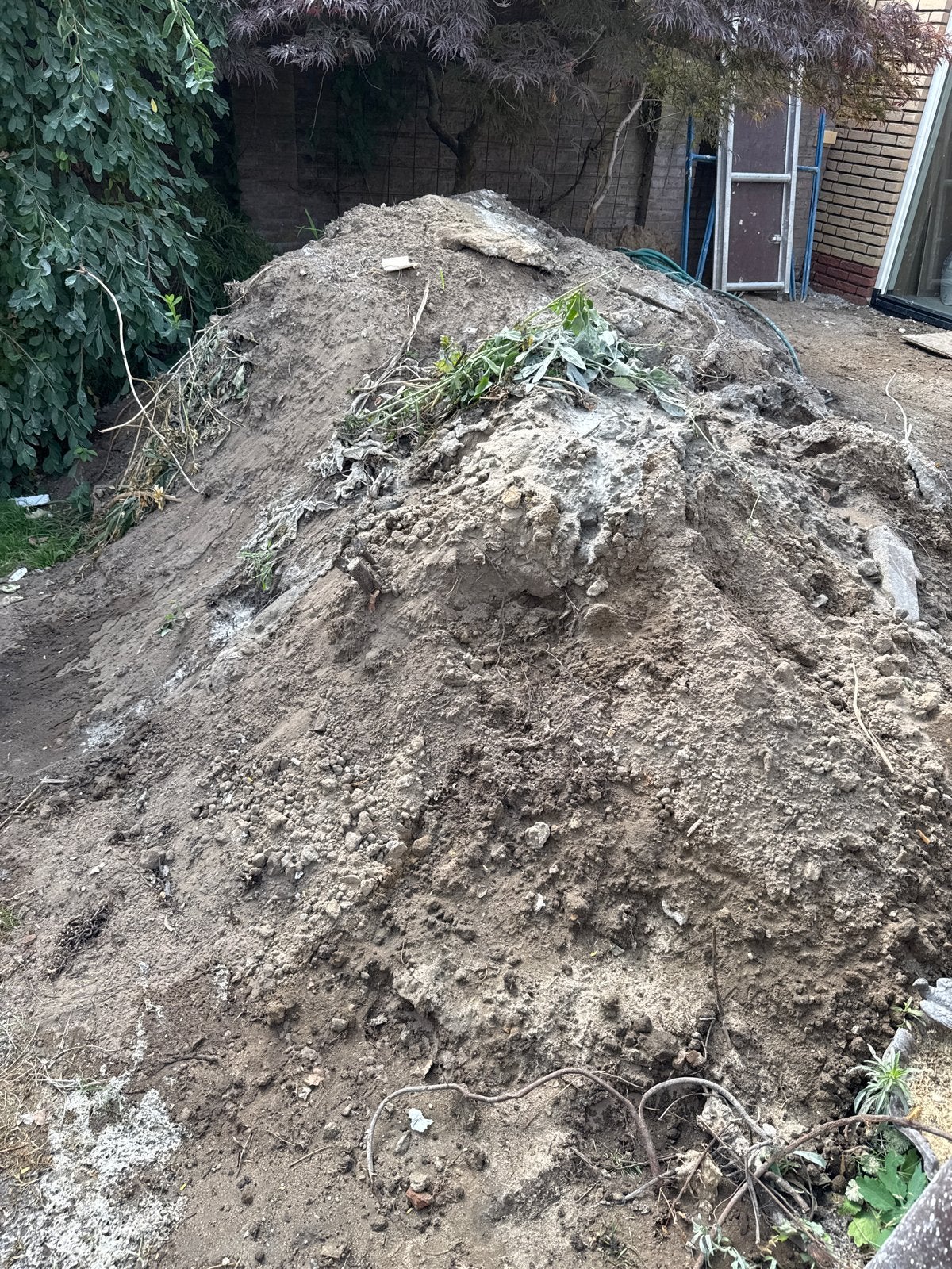Grote berg zand en grond gratis af te halen, Tuin en Terras, Zand, Ophalen, Gebruikt, Ophoogzand