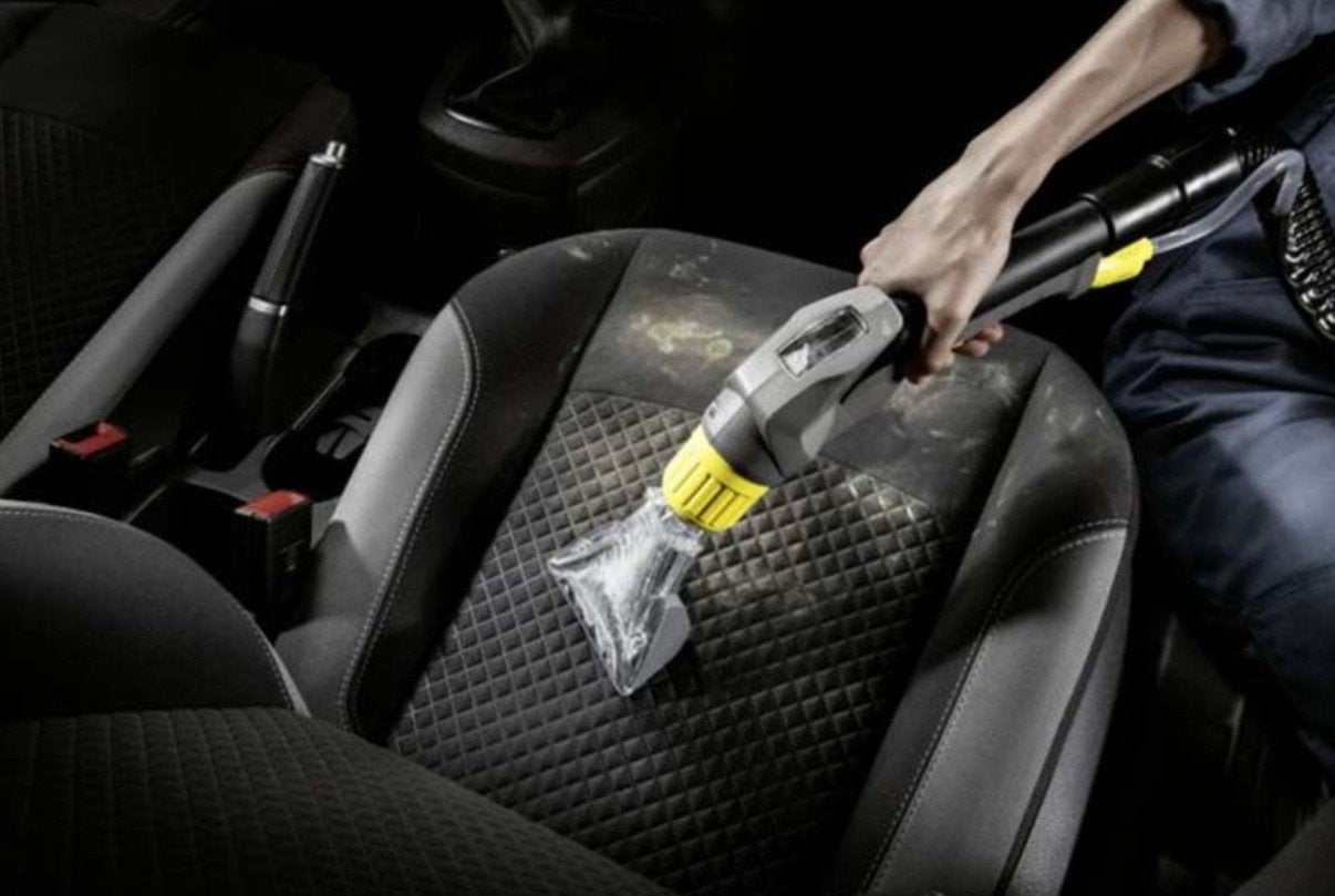 reiniging van stoffen bank, matras of autobekleding