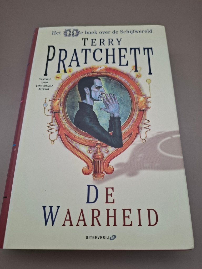 Terry Pratchett - De waarheid- 25e boek over de schijfwereld, Ophalen of Verzenden, Gelezen, Terry Pratchett