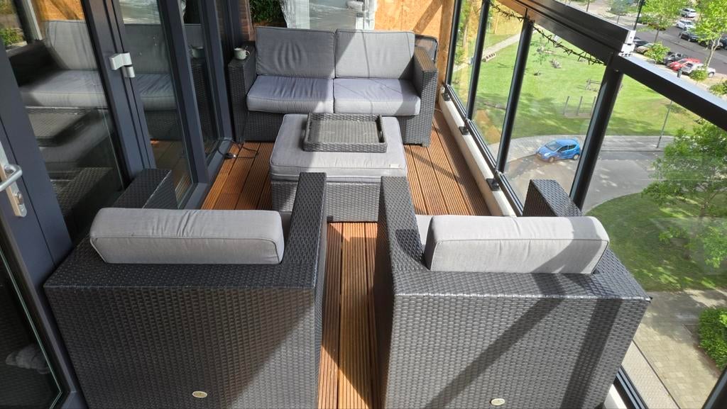 Lounge set met 2 stoelen en grote tafel, 4 zitplaatsen, Gebruikt, Bijzettafel, Ophalen of Verzenden