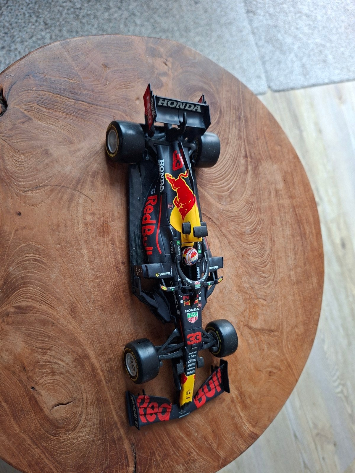 Red Bull Racing F1 schaalmodel Max Verstappen, Ophalen, Zo goed als nieuw, Overige typen