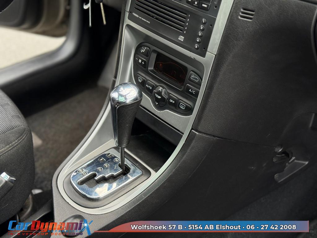Peugeot 307 SW 2.0 16V Navtech | Automaat | Panoramadak | Ai, Gebruikt, 4 cilinders, 7 stoelen, Zilver of Grijs